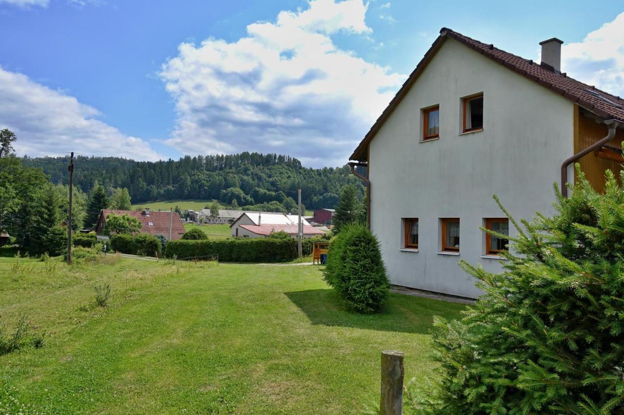 Apartmany Janovice Jivka Luaran gambar